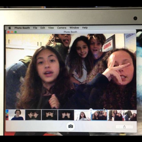 Meet your Posher, Maria - Picture 1 of 1